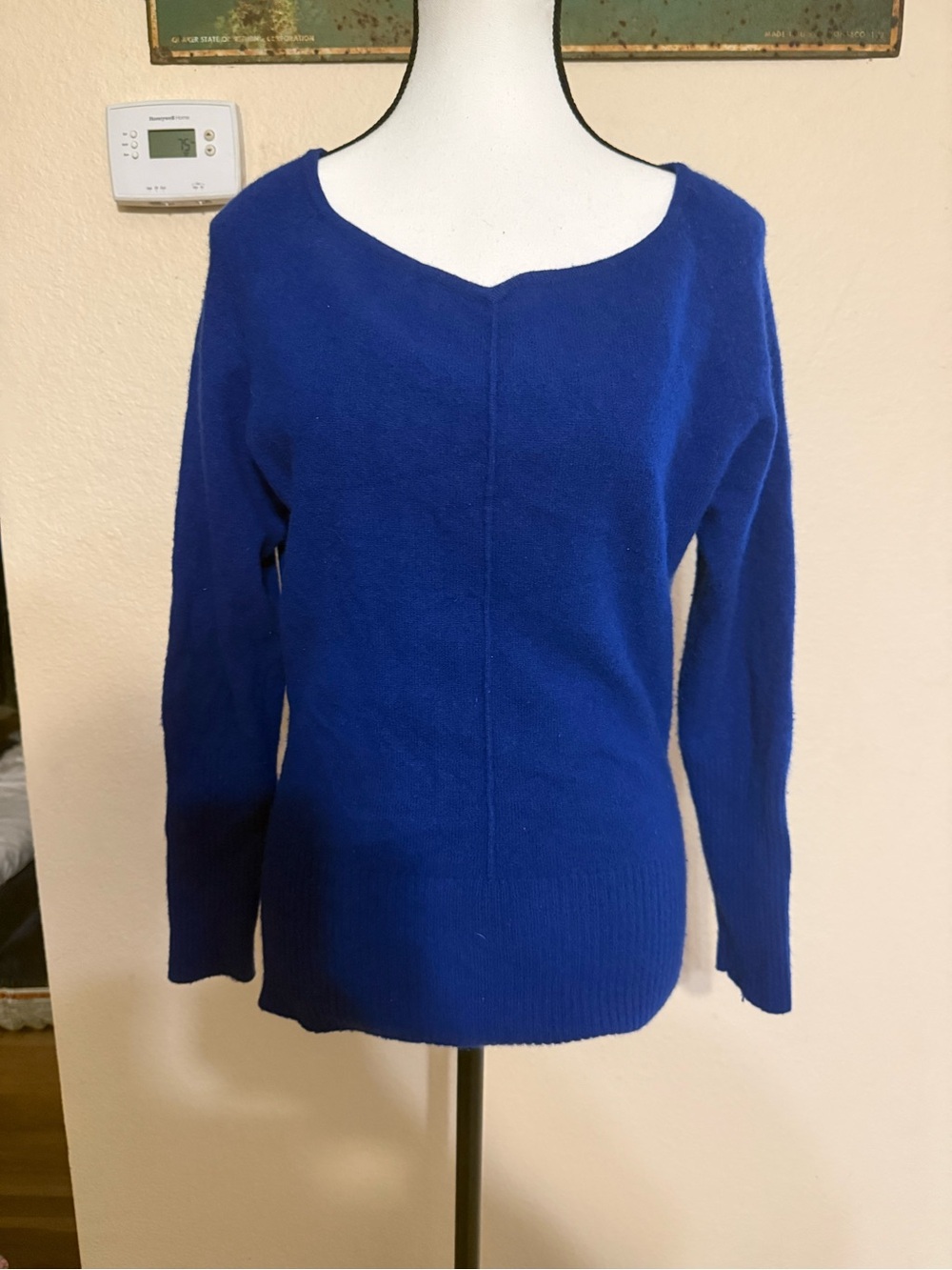 Athleta Adi Mudra Cashmere L/S Sweater Pullover Small Royal Blue Scoop Neck